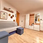Bernstein 3 *