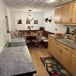 Bernstein 3 Apartment