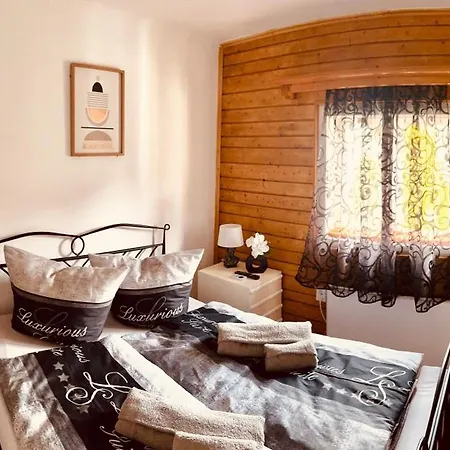 Haus Bernstein 3 *
